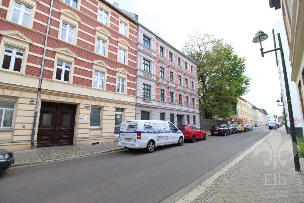 Straßenansicht